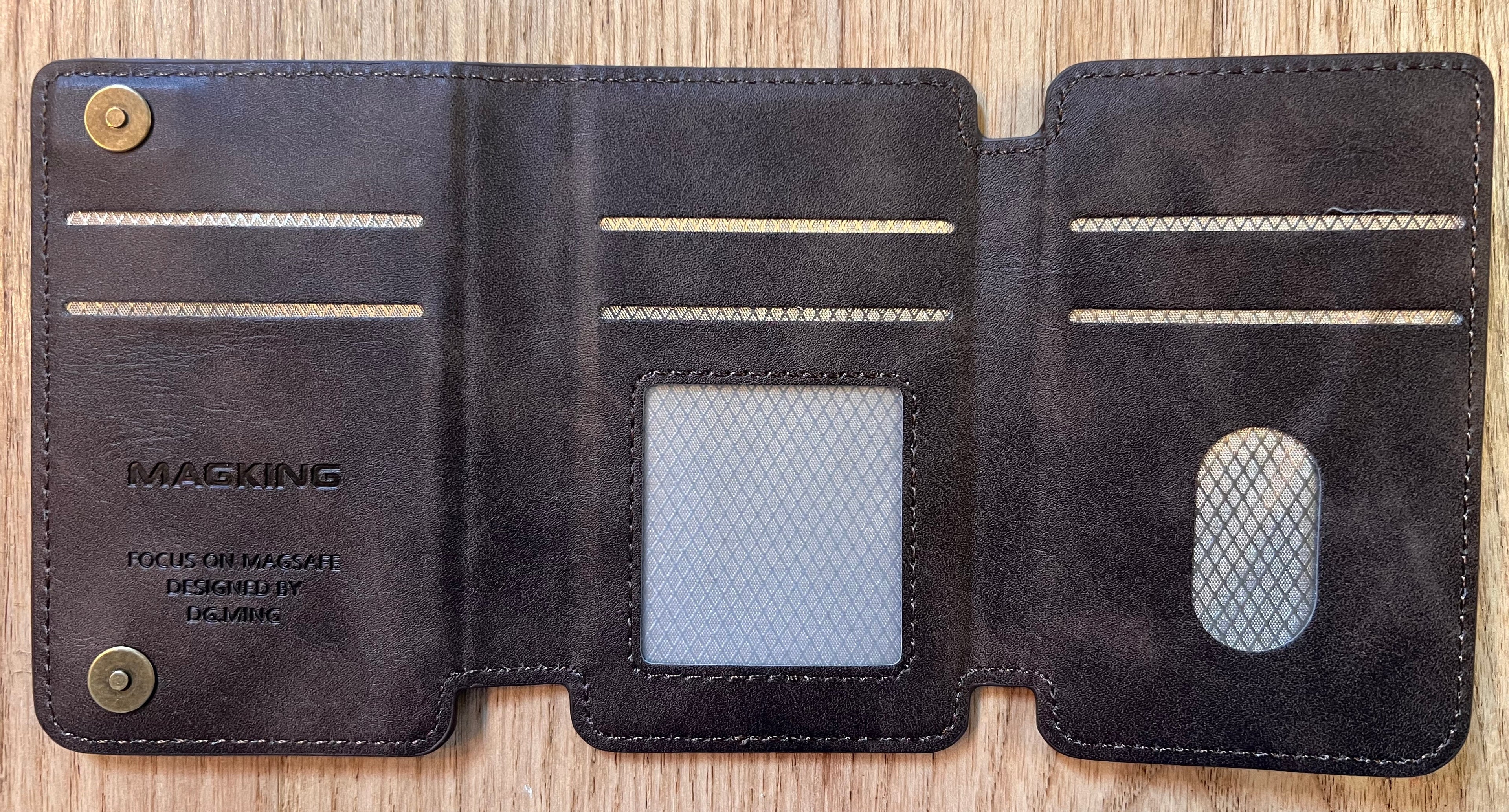 MagSafe Wallet (Brown)