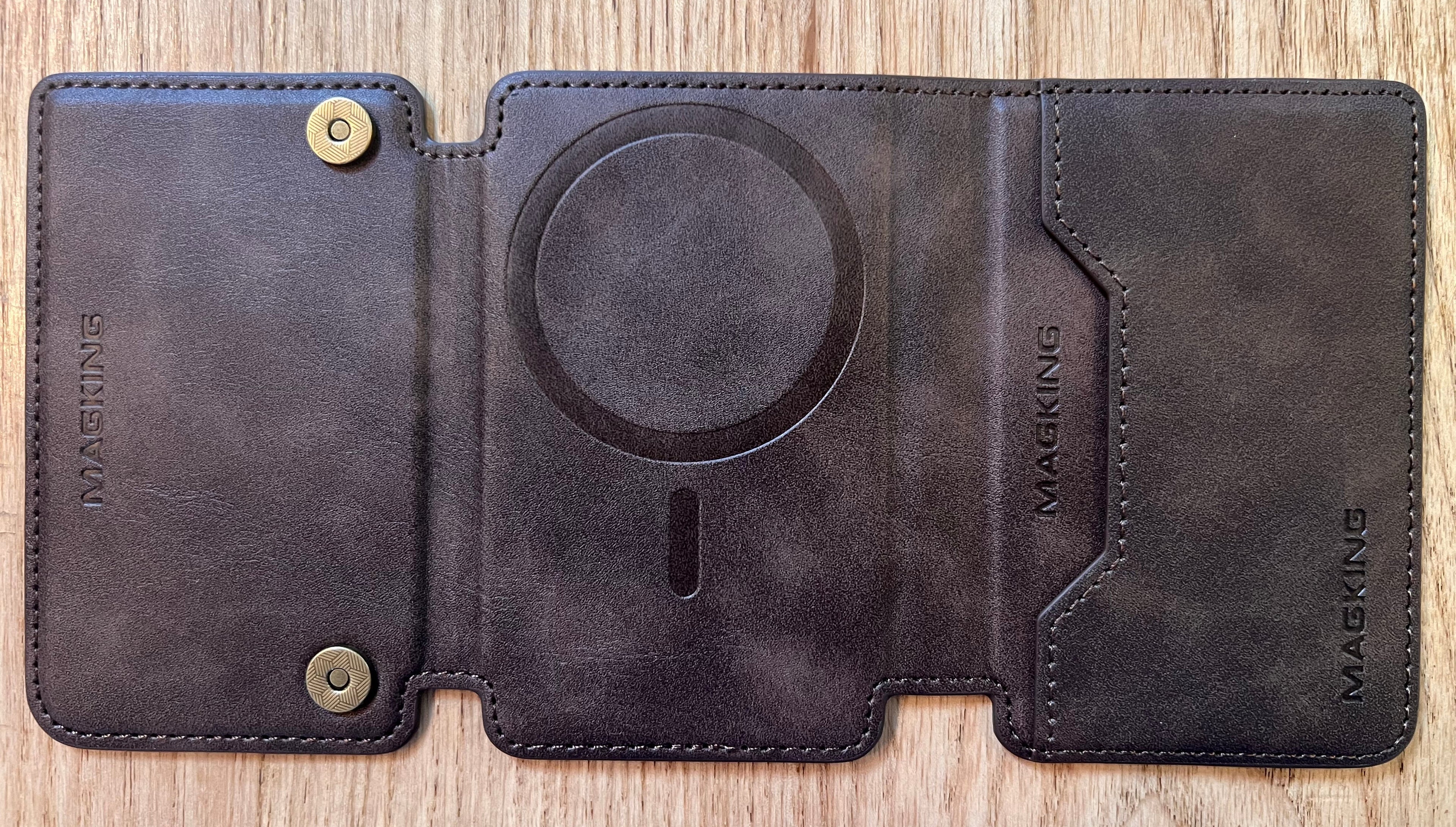 MagSafe Wallet (Brown)